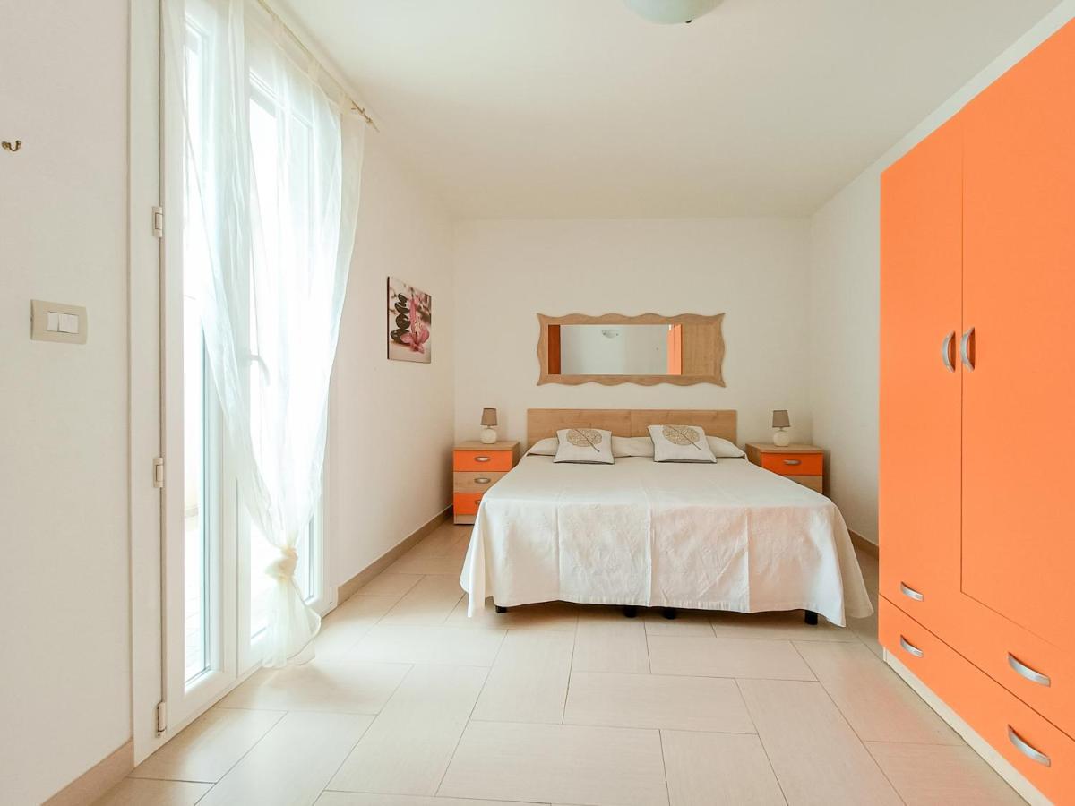 Casa Rossana Lägenhet Torre San Giovanni Ugento Exteriör bild